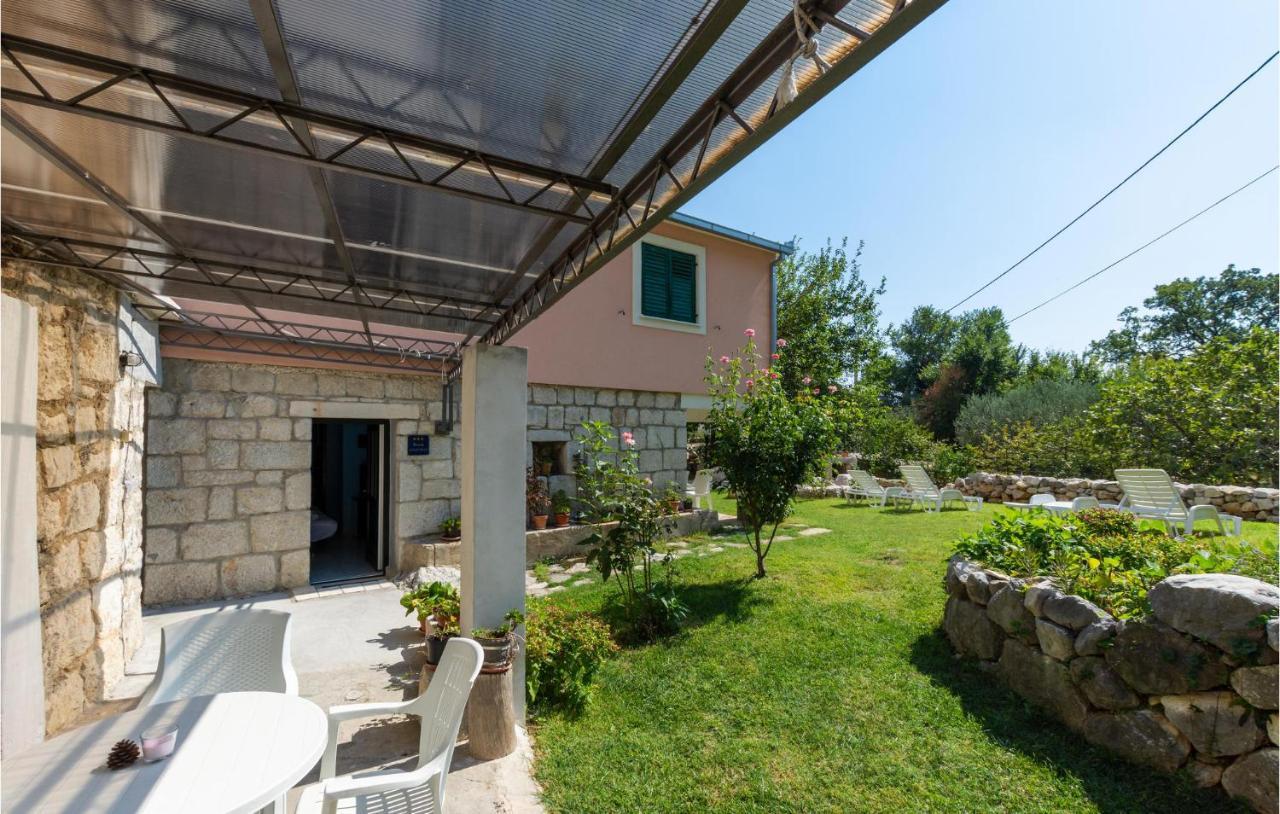 Lovely Apartment In Omis With Kitchen 外观 照片