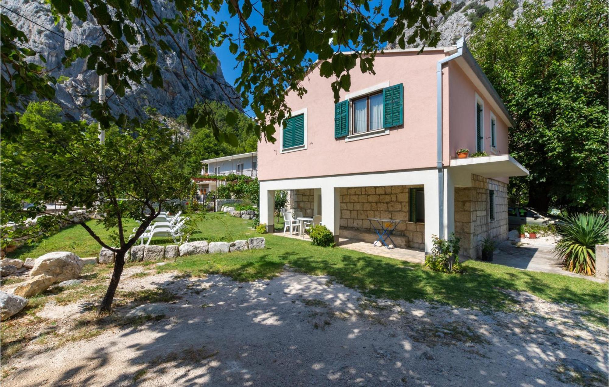Lovely Apartment In Omis With Kitchen 外观 照片