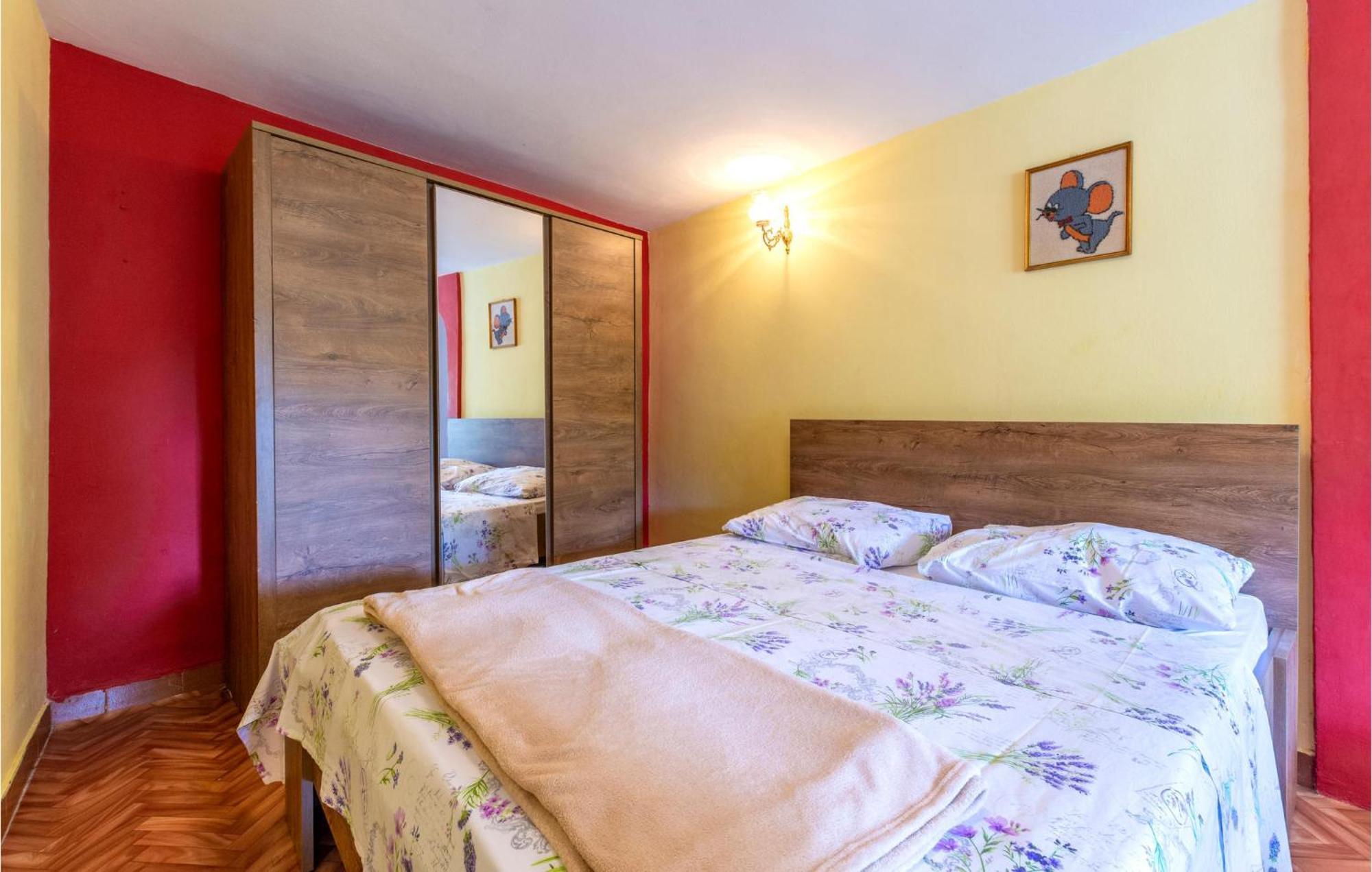 Lovely Apartment In Omis With Kitchen 外观 照片