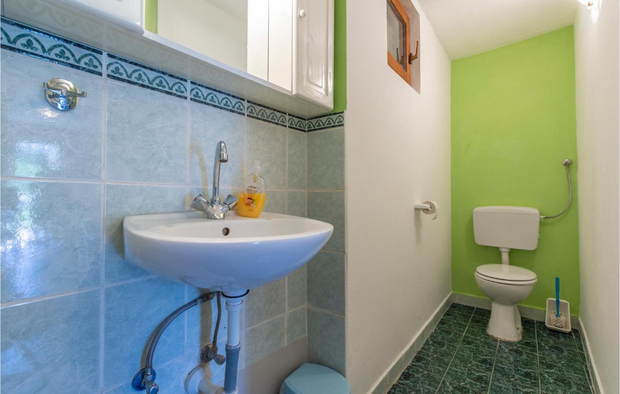 Lovely Apartment In Omis With Kitchen 外观 照片