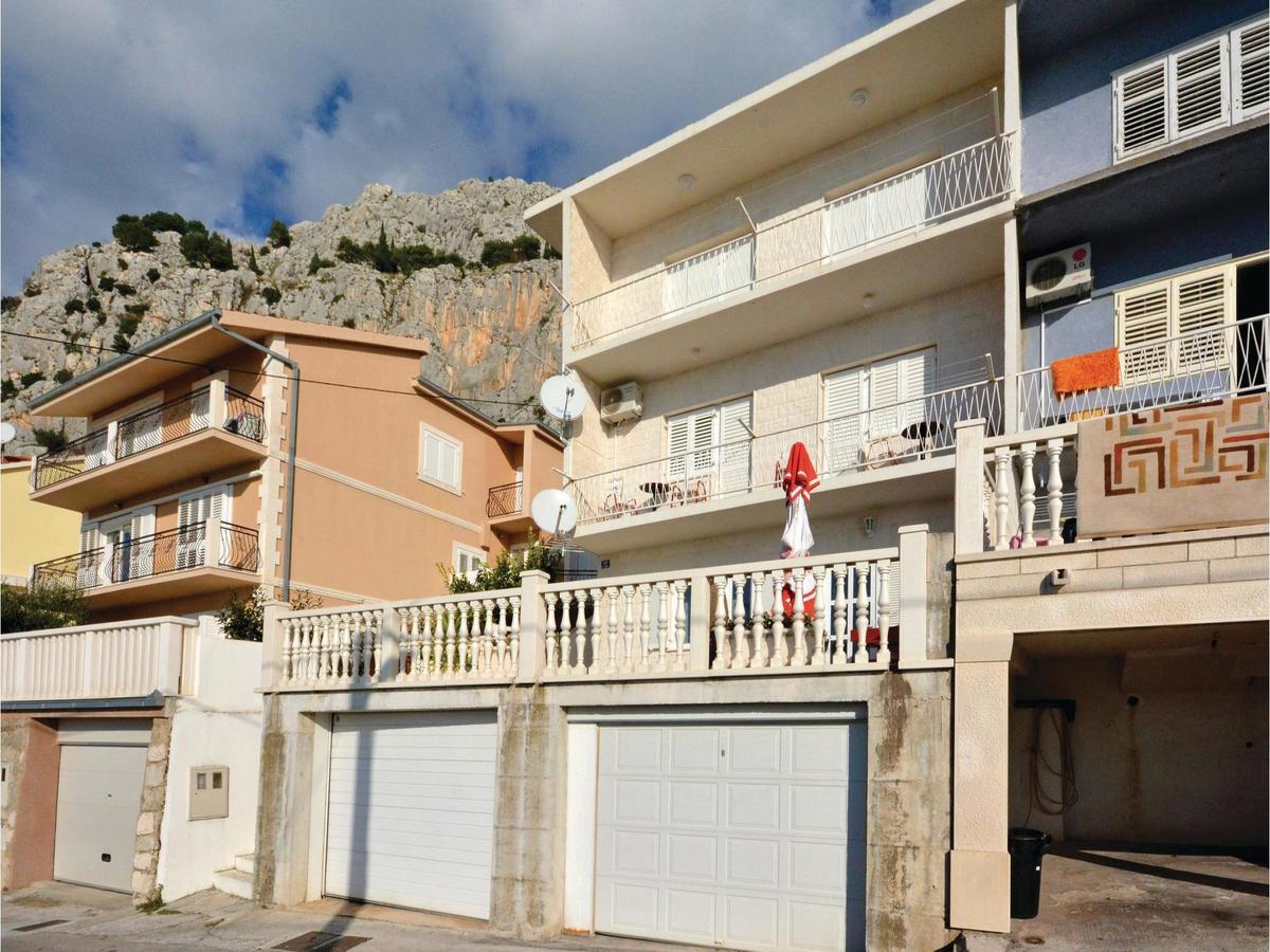 Lovely Apartment In Omis With Kitchen 外观 照片